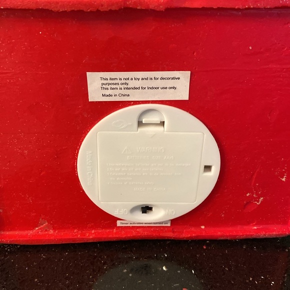 LIT Gingerbread House PET SHOP w/Gingerbread Dogs, Christmas Tree with Bones - Picture 12 of 13